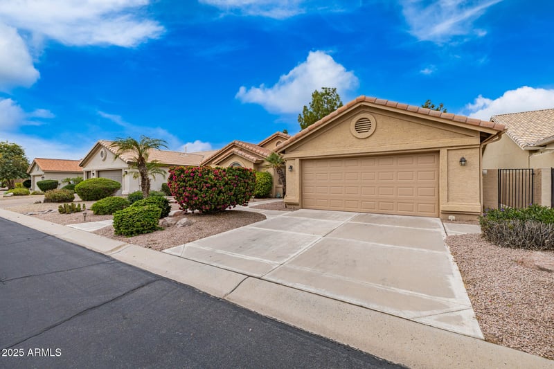 9430 Nacoma Dr, Sun Lakes, AZ 85248