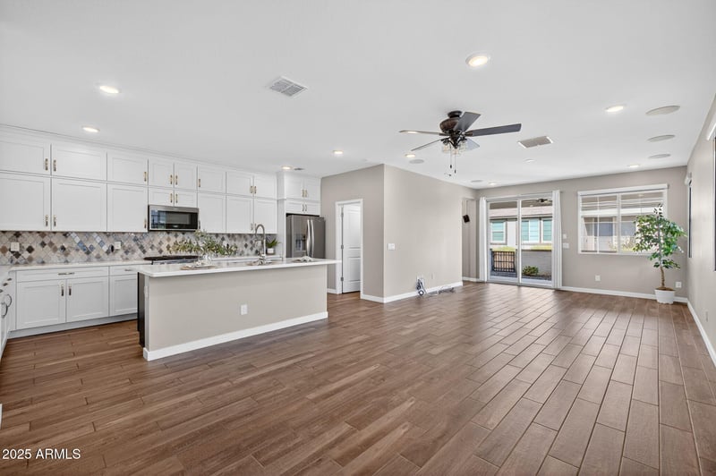 9430 Solina Ave, Mesa, AZ 85212