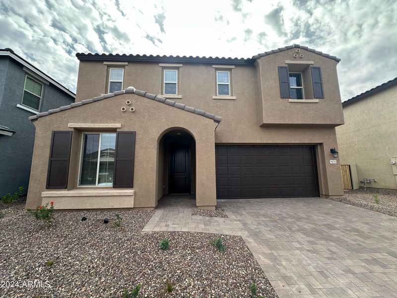 9431 E Sector Dr, Mesa, AZ 85212