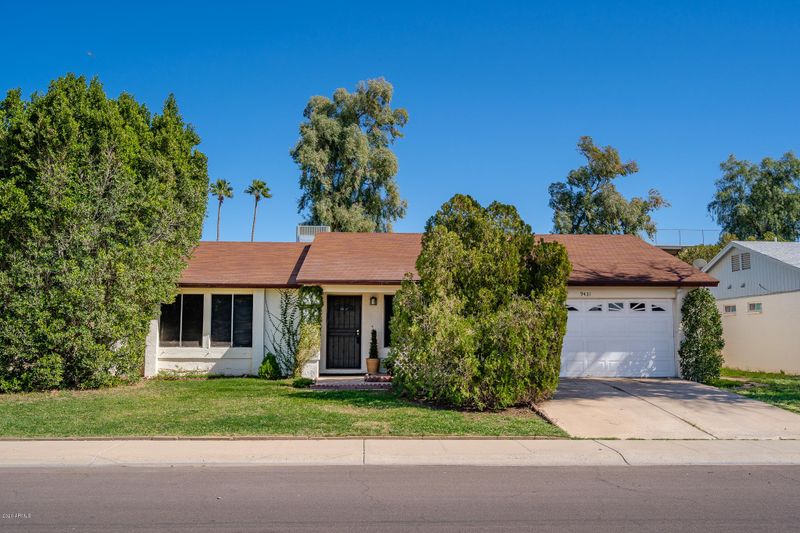 9431 N 63rd Dr, Glendale, AZ 85302
