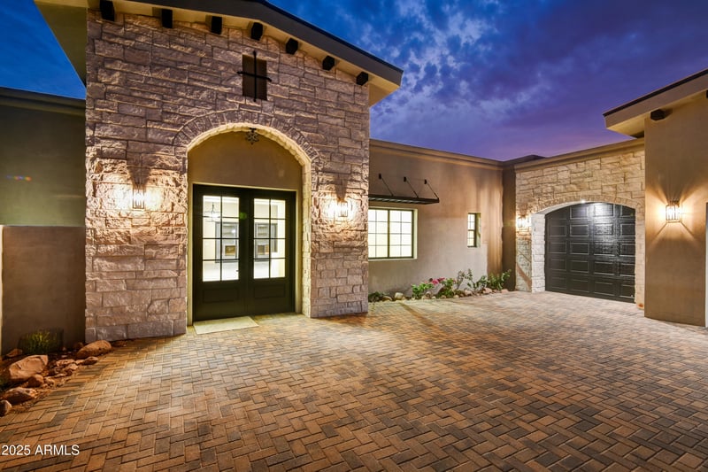 9431 Superstition Mountain Dr, Gold Canyon, AZ 85118