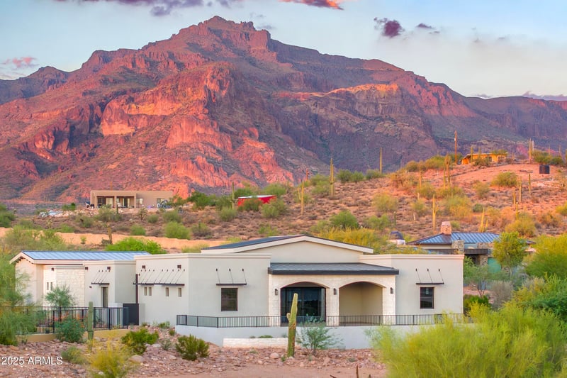 9431 Superstition Mountain Dr, Gold Canyon, AZ 85118