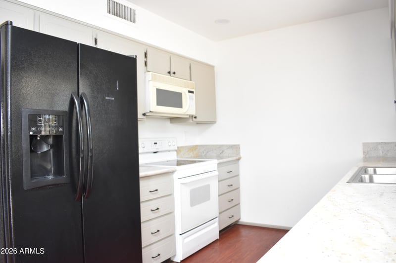 9431 W Timberline Dr, Sun City, AZ 85351
