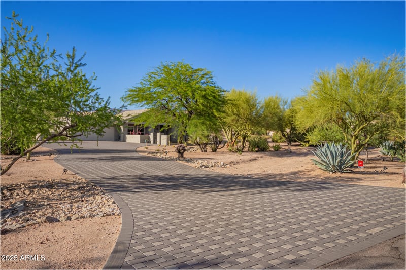 9432 Quail Trl, Carefree, AZ 85377
