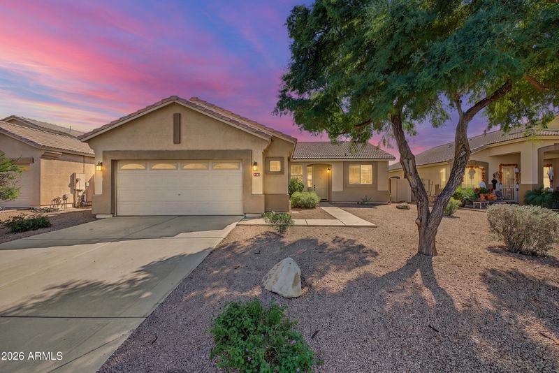 9433 E Kiva Ave, Mesa, AZ 85209