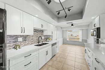 9433 Hutton Dr, Sun City, AZ 85351