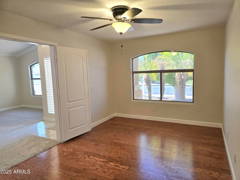 9434 Osage Ave, Mesa, AZ 85212