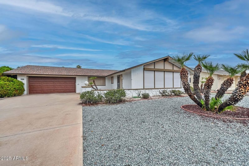 9434 Raintree Dr, Sun City, AZ 85351