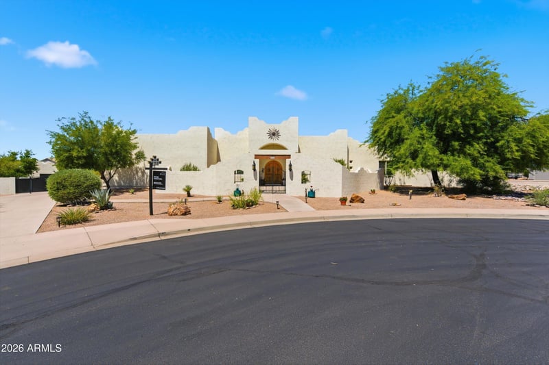 9435 E Hobart Cir, Mesa, AZ 85207
