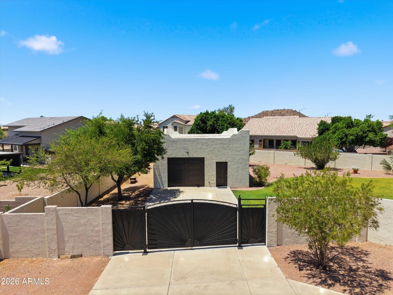 9435 E Hobart Cir, Mesa, AZ 85207