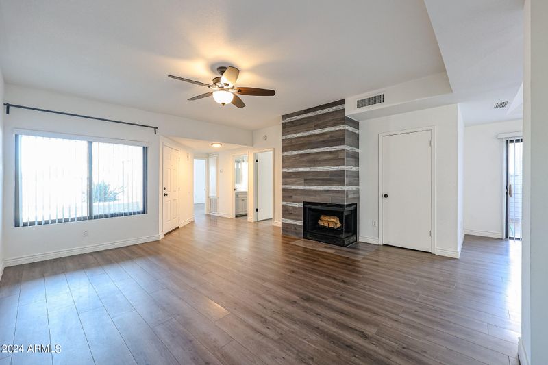 9435 N 59th Ave #147, Glendale, AZ 85302