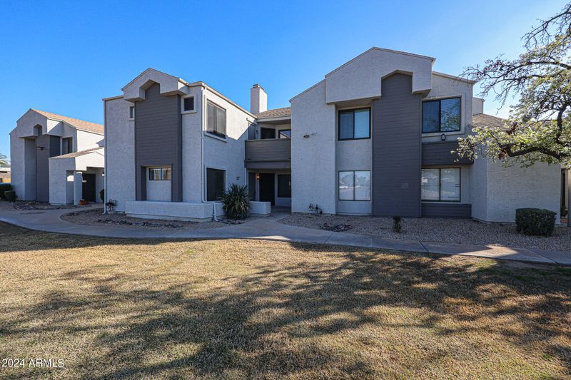 9435 N 59th Ave #147, Glendale, AZ 85302