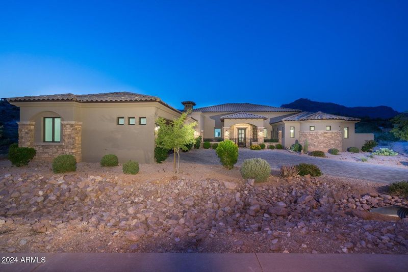9436 E Thunder Pass Dr, Gold Canyon, AZ 85118
