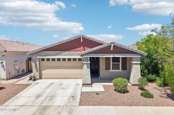 9436 Willow Bend Ln, Phoenix, AZ 85037