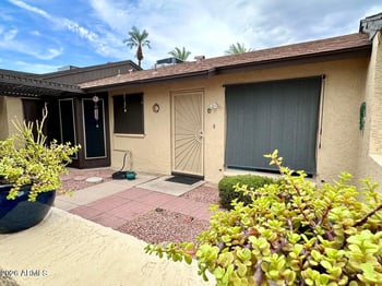 9437 51st Dr, Glendale, AZ 85302