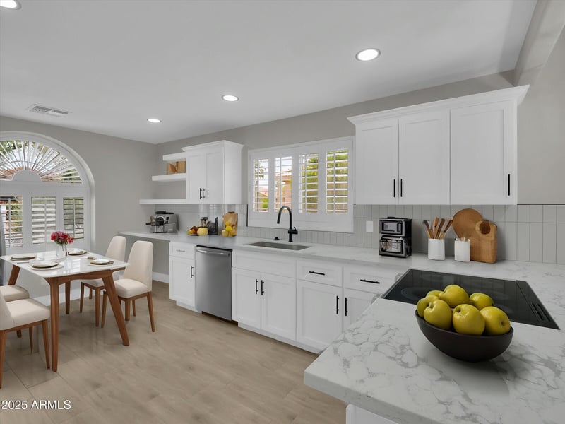 9437 Champagne Dr, Sun Lakes, AZ 85248