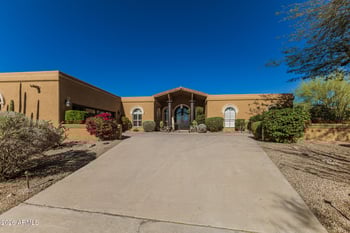 9438 Casitas Del Rio Dr, Scottsdale, AZ 85255