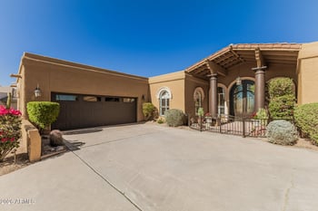 9438 Casitas Del Rio Dr, Scottsdale, AZ 85255