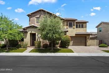 944 Glacier Dr, Chandler, AZ 85248