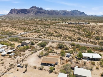 944 Goldfield Rd, Apache Junction, AZ 85119