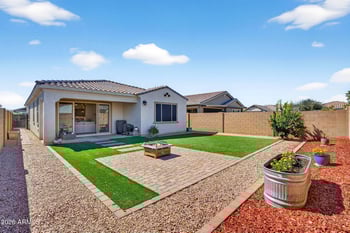 9440 Willow Bend Ln, Phoenix, AZ 85037