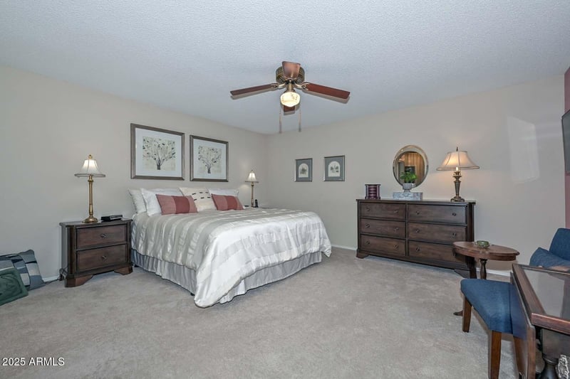 9441 Morrow Dr, Peoria, AZ 85382