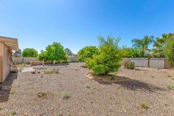 9443 Arrowhead Dr, Sun City, AZ 85351