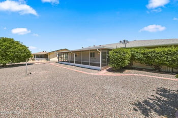 9443 Newport Dr, Sun City, AZ 85351