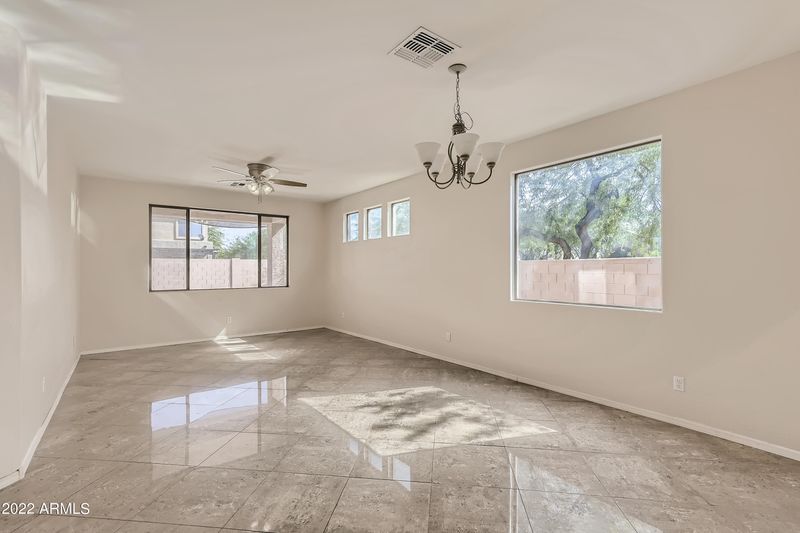 9447 S 183rd Ln, Goodyear, AZ 85338