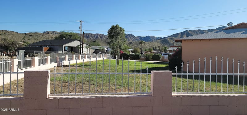 9448 10th Ave, Phoenix, AZ 85041