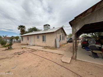 945 Corona Ave, Phoenix, AZ 85041