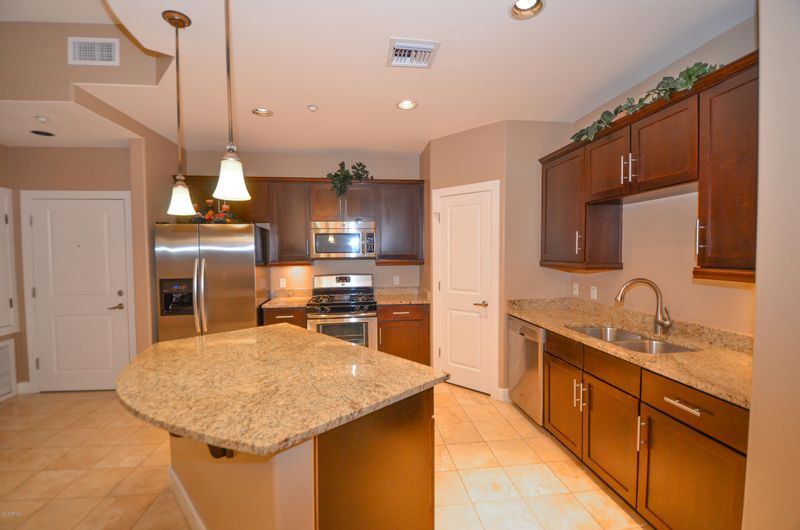 945 E Playa Del Norte Dr #1005, Tempe, AZ 85288