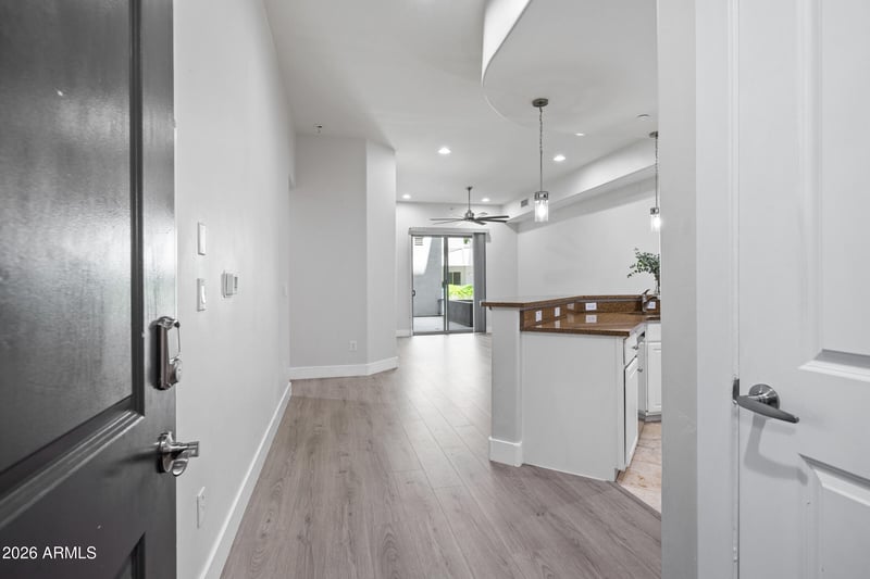 945 Playa Del Norte Dr #1025, Tempe, AZ 85288