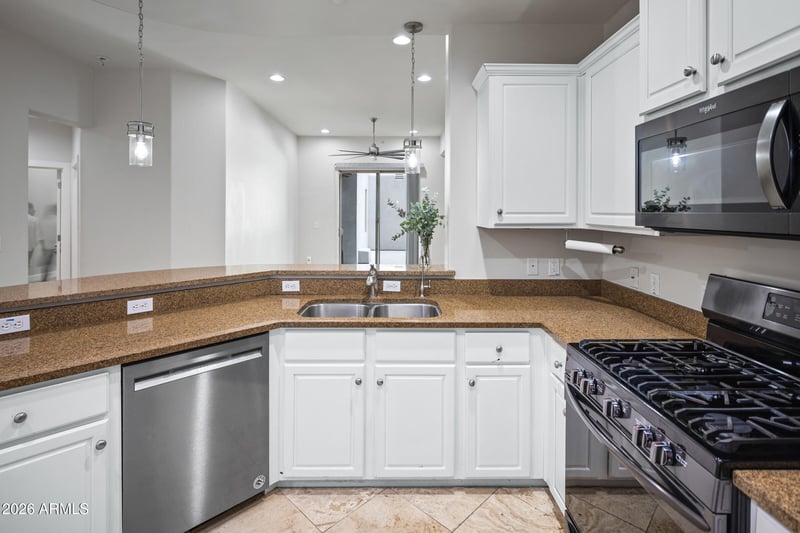 945 Playa Del Norte Dr #1025, Tempe, AZ 85288