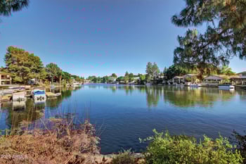 945 Leeward Ln, Tempe, AZ 85283