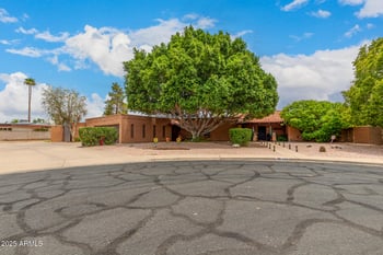 945 Miller St, Mesa, AZ 85203