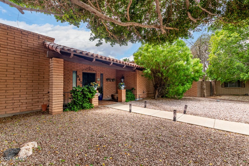 945 Miller St, Mesa, AZ 85203