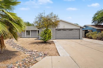 945 Central Dr, Chandler, AZ 85224