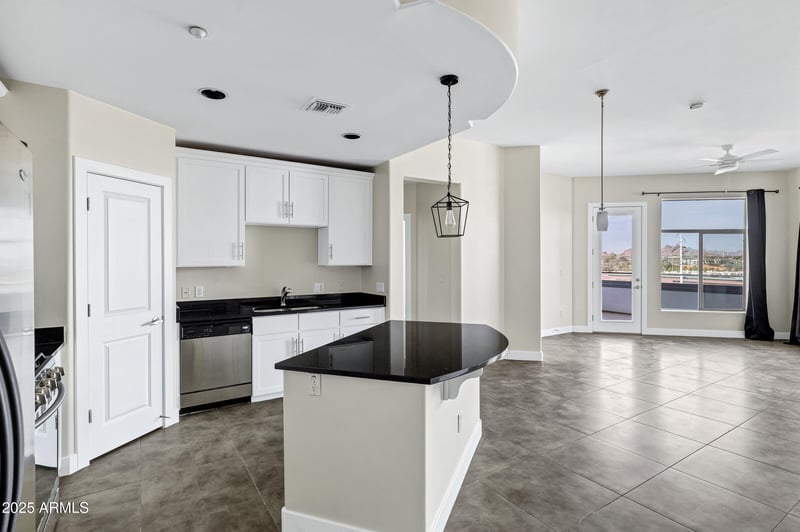 945 Playa Del Norte Dr #5005, Tempe, AZ 85288