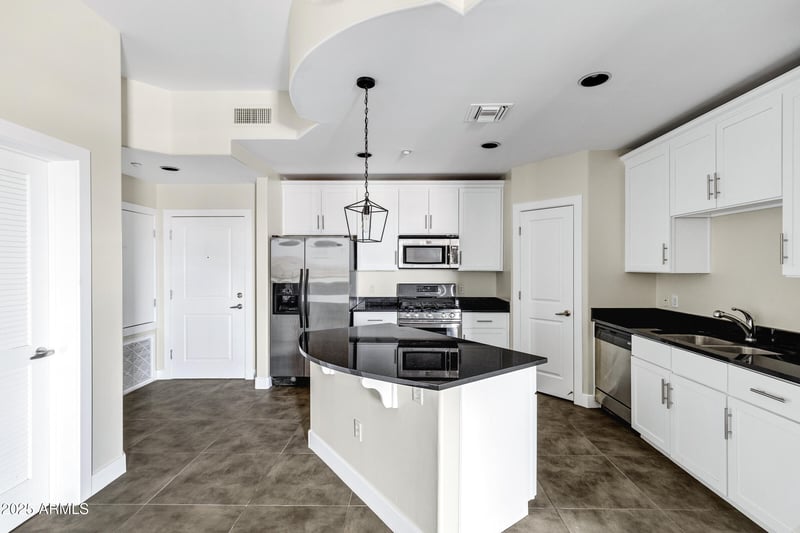 945 Playa Del Norte Dr #5005, Tempe, AZ 85288