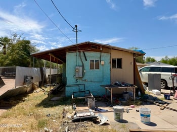 945 W Corona Ave, Phoenix, AZ 85041