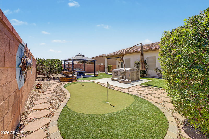 945 Empress Tree Ave, San Tan Valley, AZ 85140
