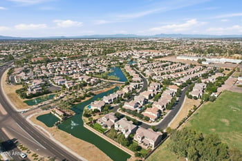945 Yellowstone Way, Chandler, AZ 85248