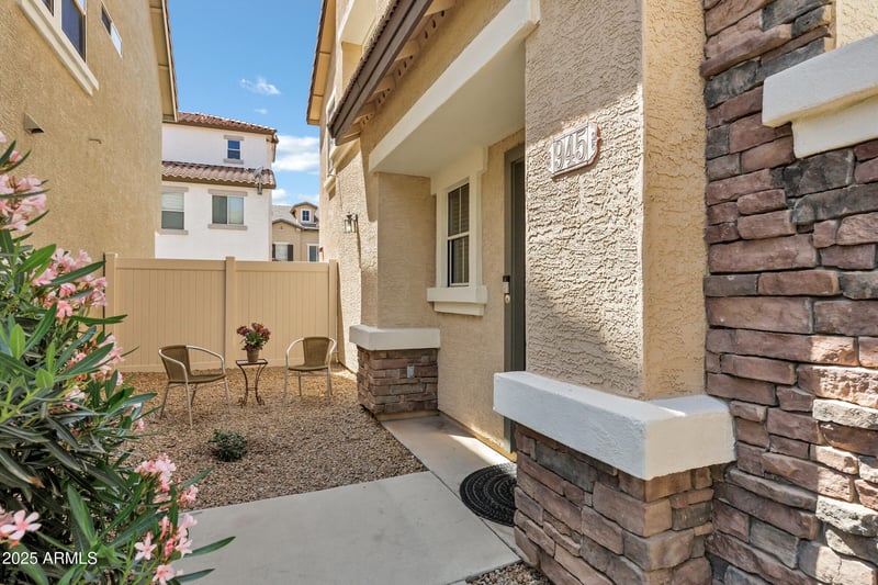 945 Wendy Way, Gilbert, AZ 85233