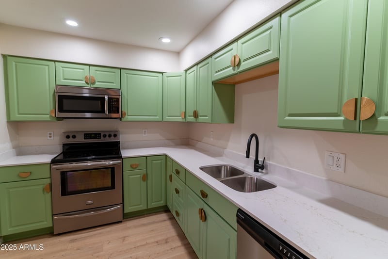 9450 94th Pl #214, Scottsdale, AZ 85258
