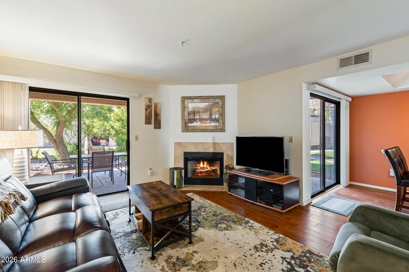 9450 95th St #107, Scottsdale, AZ 85258