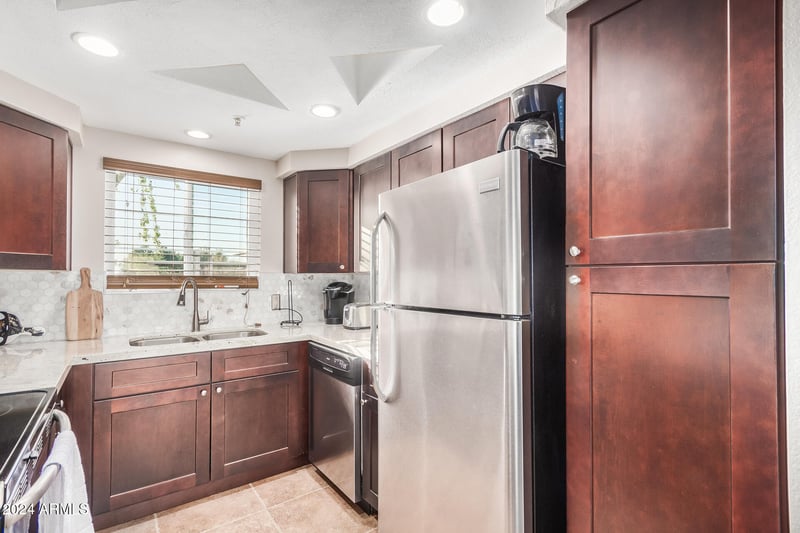 9450 Becker Ln #1094, Scottsdale, AZ 85260