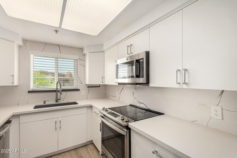 9450 Becker Ln #2019, Scottsdale, AZ 85260