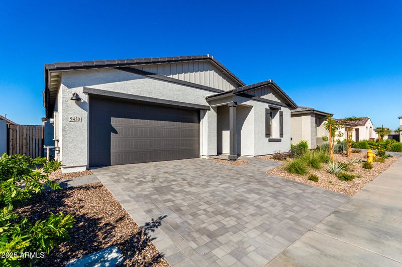 9450 E Sector Dr, Mesa, AZ 85212