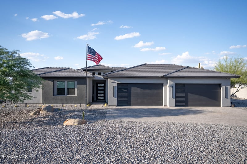 9450 Remuda Dr, Peoria, AZ 85383